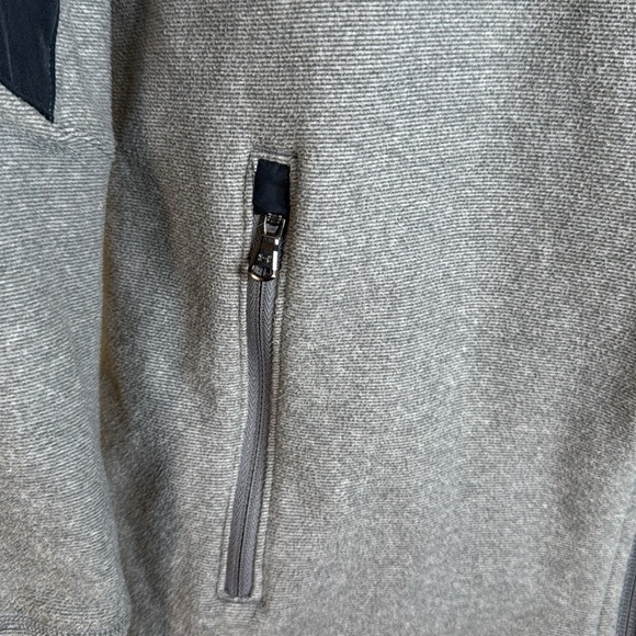 Under Armour COLD GEAR Size M Mens Gray Zip Pocket Full Zip Athletic Jacket - Picture 2 of 8